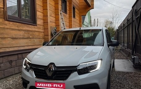 Renault Logan II, 2016 год, 350 000 рублей, 6 фотография