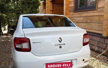 Renault Logan II, 2016 год, 350 000 рублей, 11 фотография