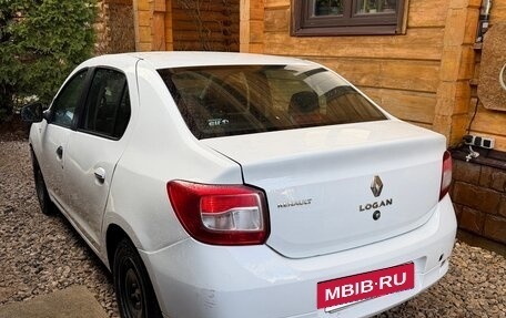 Renault Logan II, 2016 год, 350 000 рублей, 10 фотография