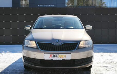 Skoda Rapid I, 2018 год, 1 380 000 рублей, 2 фотография