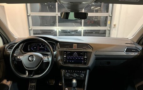 Volkswagen Tiguan II, 2020 год, 2 597 000 рублей, 9 фотография