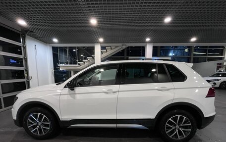 Volkswagen Tiguan II, 2020 год, 2 597 000 рублей, 6 фотография