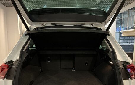 Volkswagen Tiguan II, 2020 год, 2 597 000 рублей, 18 фотография