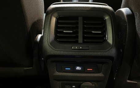 Volkswagen Tiguan II, 2020 год, 2 597 000 рублей, 33 фотография