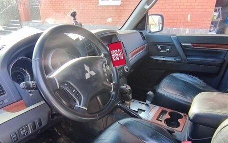 Mitsubishi Pajero IV, 2008 год, 1 450 000 рублей, 10 фотография