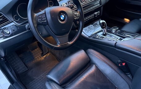 BMW 5 серия, 2013 год, 2 380 000 рублей, 13 фотография