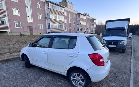 Skoda Fabia II, 2013 год, 300 000 рублей, 3 фотография