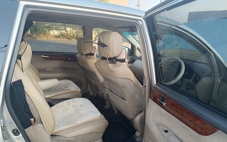 Toyota Ipsum II, 2001 год, 1 200 000 рублей, 8 фотография