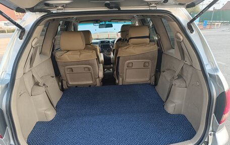 Toyota Ipsum II, 2001 год, 1 200 000 рублей, 12 фотография