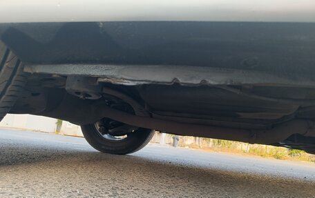 Toyota Ipsum II, 2001 год, 1 200 000 рублей, 22 фотография