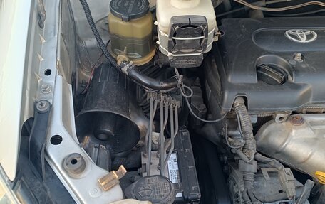 Toyota Ipsum II, 2001 год, 1 200 000 рублей, 15 фотография