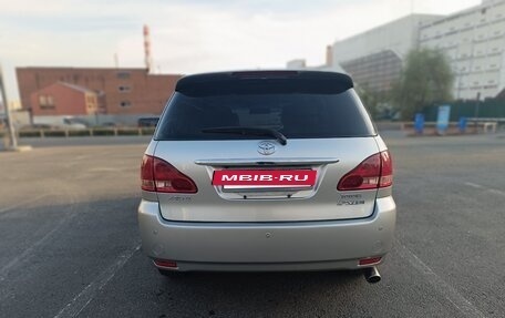 Toyota Ipsum II, 2001 год, 1 200 000 рублей, 28 фотография