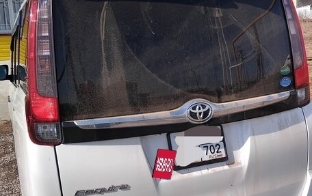 Toyota Esquire I, 2015 год, 2 100 000 рублей, 3 фотография