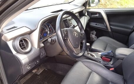 Toyota RAV4, 2014 год, 2 350 000 рублей, 15 фотография