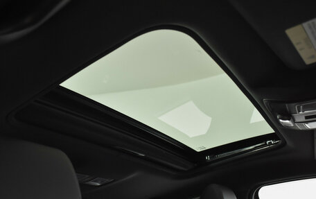 Mazda CX-4, 2023 год, 2 920 000 рублей, 15 фотография