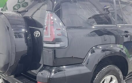 Toyota Land Cruiser Prado 120 рестайлинг, 2007 год, 2 350 000 рублей, 11 фотография