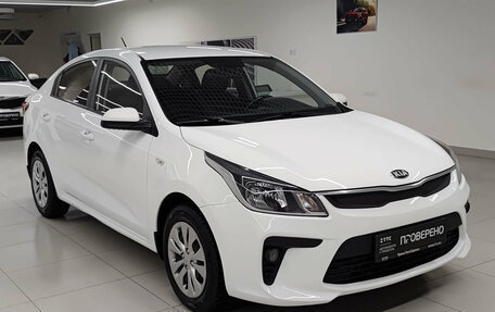 KIA Rio IV, 2018 год, 1 067 000 рублей, 3 фотография