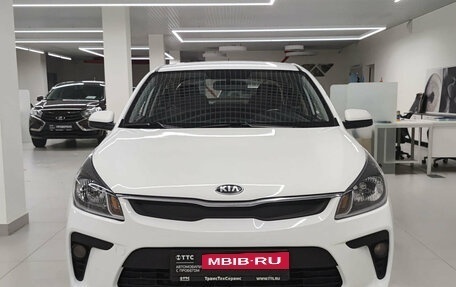 KIA Rio IV, 2018 год, 1 067 000 рублей, 2 фотография