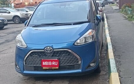 Toyota Sienta II, 2019 год, 1 650 000 рублей, 1 фотография