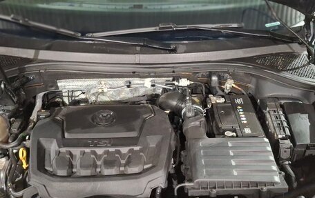 Volkswagen Tiguan II, 2020 год, 3 550 000 рублей, 6 фотография