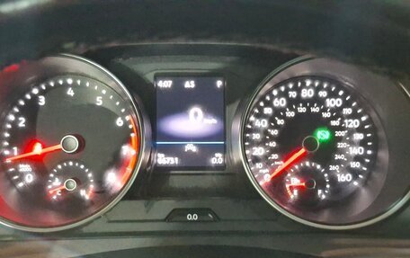 Volkswagen Tiguan II, 2020 год, 3 550 000 рублей, 16 фотография