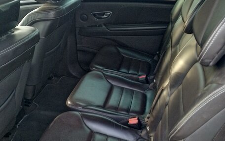 Renault Espace V рестайлинг, 2017 год, 1 985 000 рублей, 6 фотография