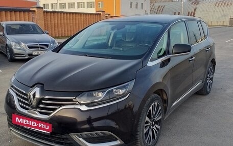 Renault Espace V рестайлинг, 2017 год, 1 985 000 рублей, 3 фотография