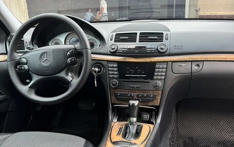 Mercedes-Benz E-Класс, 2007 год, 1 000 000 рублей, 9 фотография