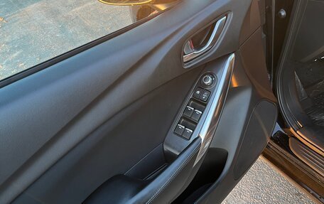 Mazda 6, 2016 год, 2 050 000 рублей, 12 фотография