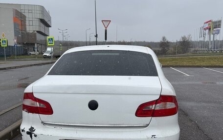 Skoda Superb III рестайлинг, 2012 год, 520 000 рублей, 3 фотография