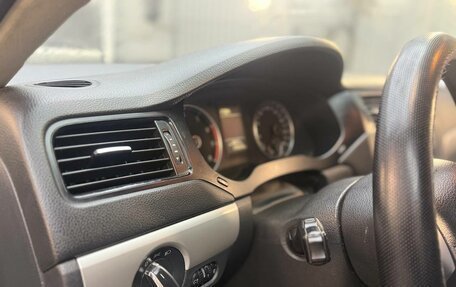 Volkswagen Jetta VI, 2011 год, 535 000 рублей, 8 фотография