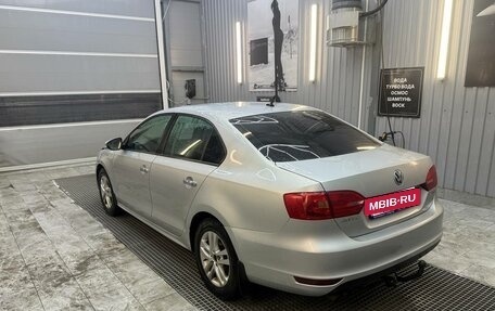 Volkswagen Jetta VI, 2011 год, 535 000 рублей, 5 фотография