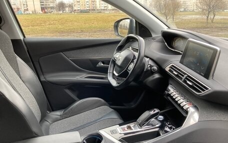 Peugeot 3008 II, 2017 год, 2 250 000 рублей, 11 фотография