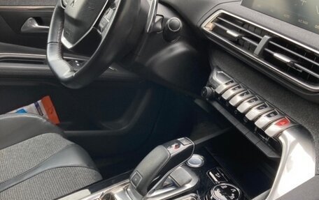 Peugeot 3008 II, 2017 год, 2 250 000 рублей, 12 фотография