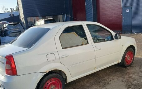 Renault Logan I, 2013 год, 170 000 рублей, 4 фотография