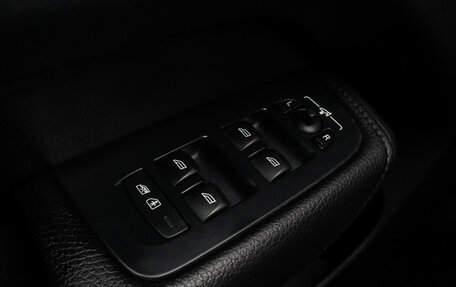 Volvo XC60 II, 2019 год, 3 890 000 рублей, 21 фотография