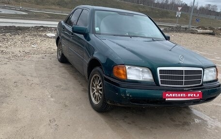 Mercedes-Benz C-Класс, 1995 год, 280 000 рублей, 4 фотография