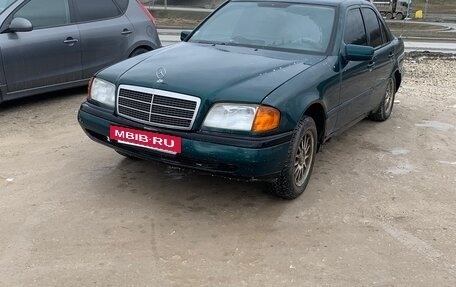 Mercedes-Benz C-Класс, 1995 год, 280 000 рублей, 2 фотография