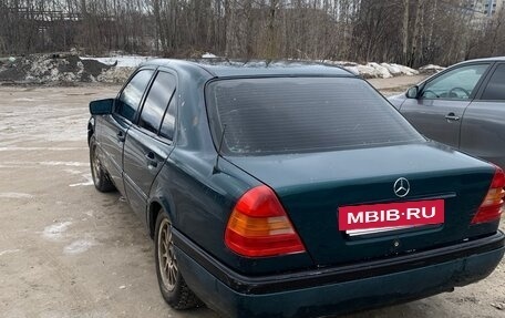 Mercedes-Benz C-Класс, 1995 год, 280 000 рублей, 11 фотография