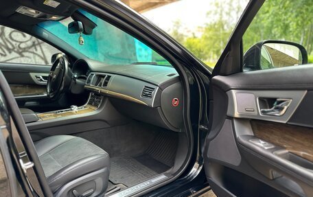 Jaguar XF I рестайлинг, 2014 год, 1 600 000 рублей, 9 фотография