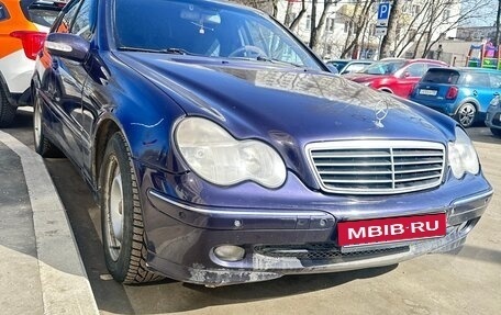 Mercedes-Benz C-Класс, 2000 год, 650 000 рублей, 1 фотография