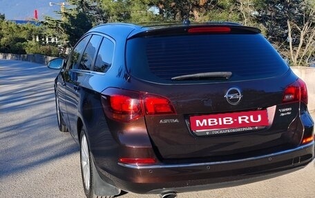 Opel Astra J, 2013 год, 1 000 000 рублей, 8 фотография