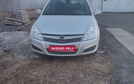 Opel Astra H, 2011 год, 500 000 рублей, 4 фотография
