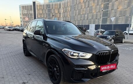 BMW X5, 2022 год, 12 000 000 рублей, 2 фотография