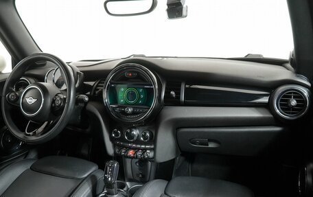 MINI Cabrio, 2020 год, 2 750 000 рублей, 15 фотография