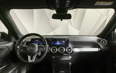 Mercedes-Benz GLB, 2020 год, 3 555 000 рублей, 13 фотография