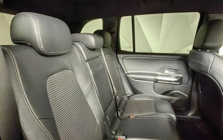 Mercedes-Benz GLB, 2020 год, 3 555 000 рублей, 15 фотография