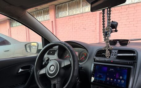 Volkswagen Polo VI (EU Market), 2012 год, 315 000 рублей, 13 фотография