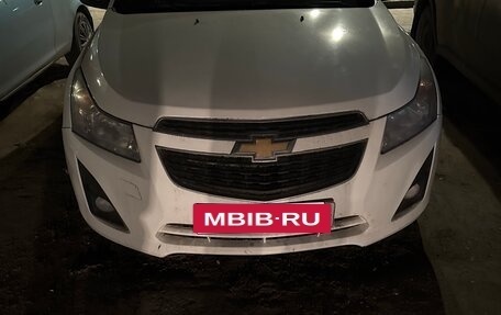 Chevrolet Cruze II, 2014 год, 590 000 рублей, 2 фотография