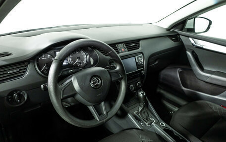 Skoda Octavia, 2018 год, 1 399 700 рублей, 11 фотография